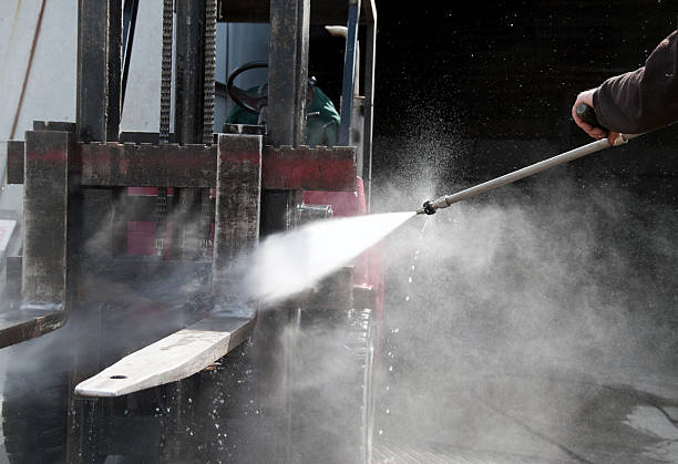 Best Graffiti Removal  in Essex, IL